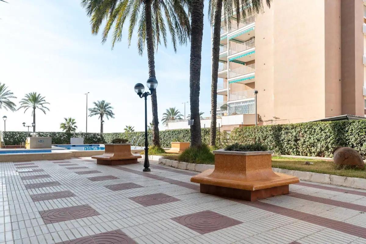 Apartmán Sea Front Apart. 2 Pools / 1ª Linea. 2 Piscinas Segur de Calafell Exteriér fotografie