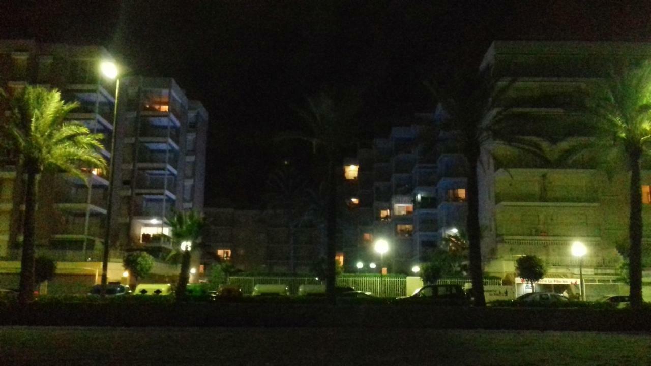 Apartmán Sea Front Apart. 2 Pools / 1ª Linea. 2 Piscinas Segur de Calafell Exteriér fotografie